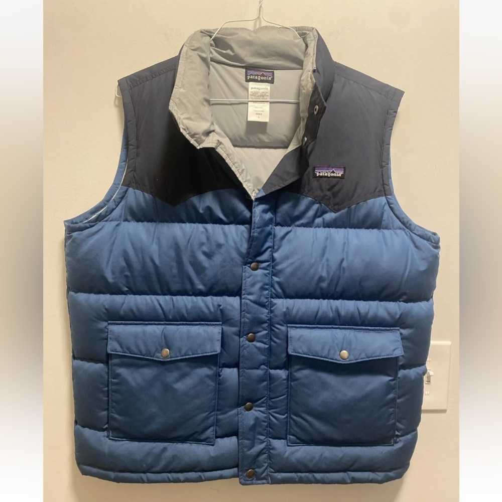 PATAGONIA MENS VEST LARGE.


USED LIGHTLY
